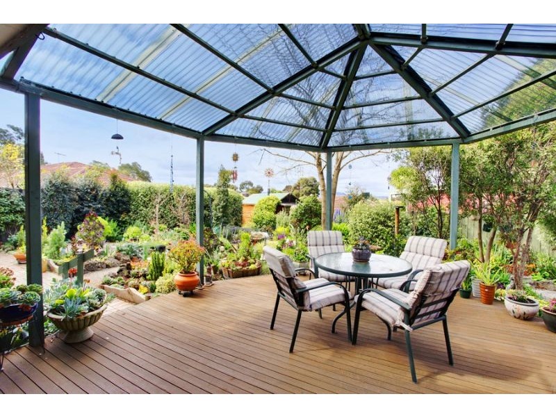 6 Ealing Court, Glen Waverley VIC 3150