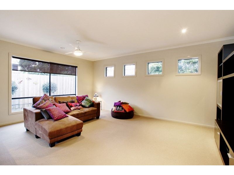 126 Blackburn Road, Glen Waverley VIC 3150