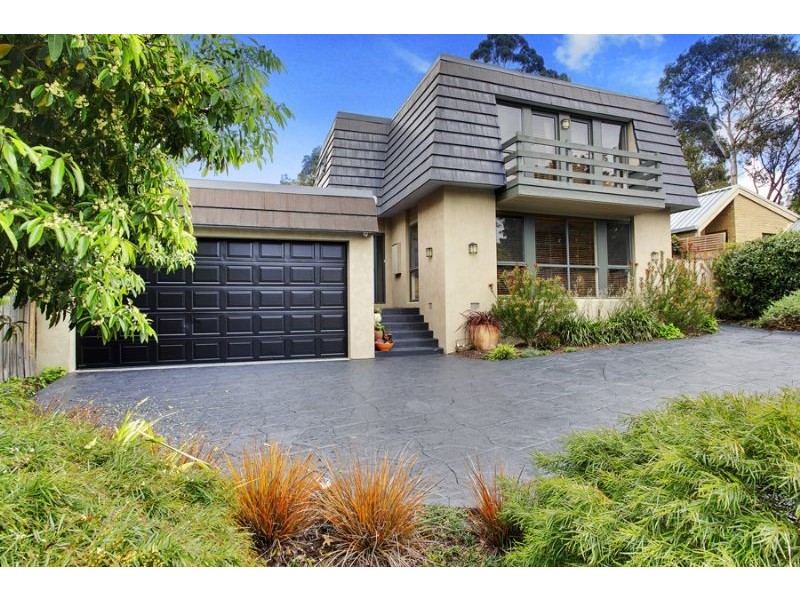 9 Pioneer Court, Wheelers Hill VIC 3150