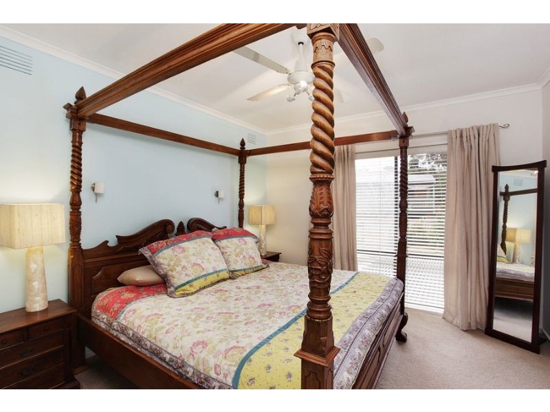 9 Pioneer Court, Wheelers Hill VIC 3150