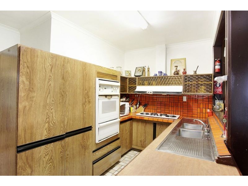 24 Seaview Crescent, Mulgrave VIC 3170