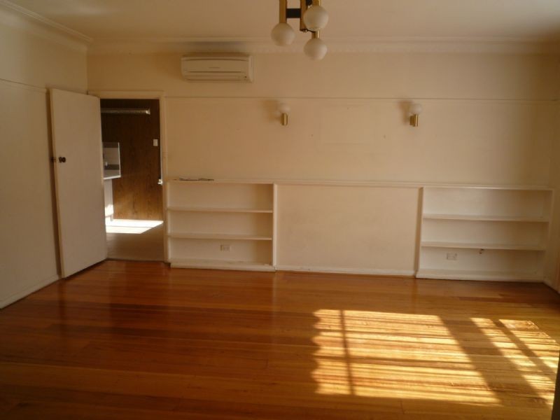 24 Hillview Avenue, Mount Waverley VIC 3149