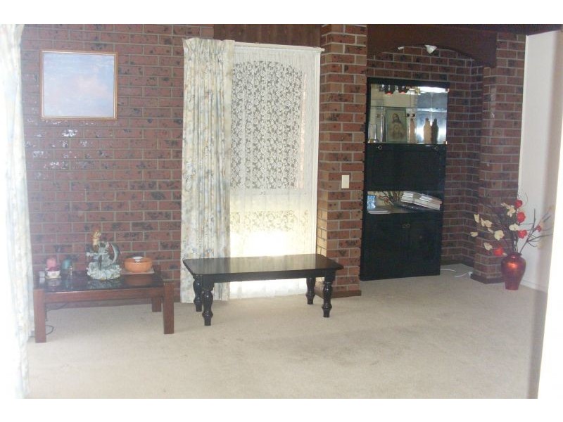 3/4 Middleborough Road, Burwood East VIC 3151