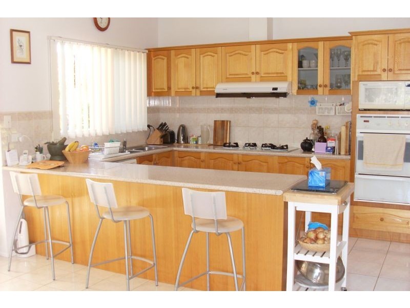 2/13 Moona Street, Burwood East VIC 3151