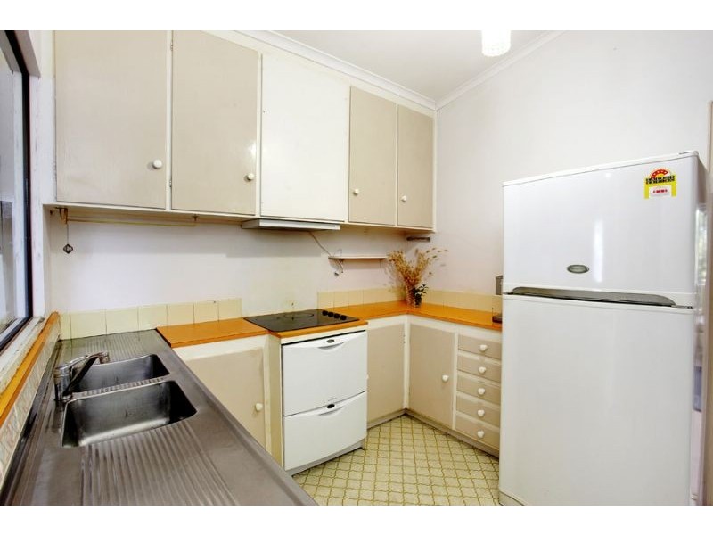 162 Blackburn Road, Glen Waverley VIC 3150