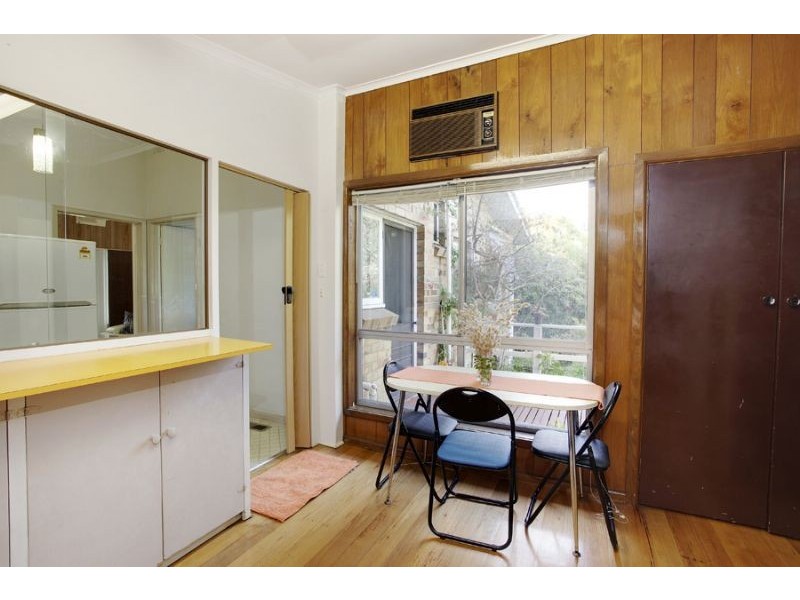 162 Blackburn Road, Glen Waverley VIC 3150