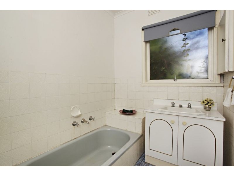 162 Blackburn Road, Glen Waverley VIC 3150