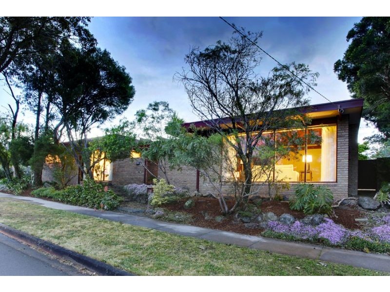 38 Glentower Drive, Glen Waverley VIC 3150