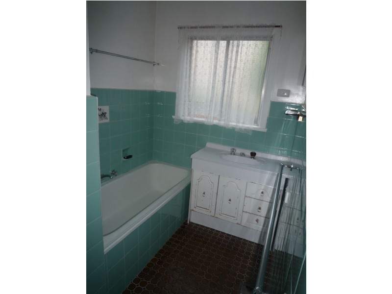 60 Silver Ash Avenue, Ashwood VIC 3147