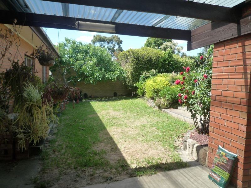 60 Silver Ash Avenue, Ashwood VIC 3147