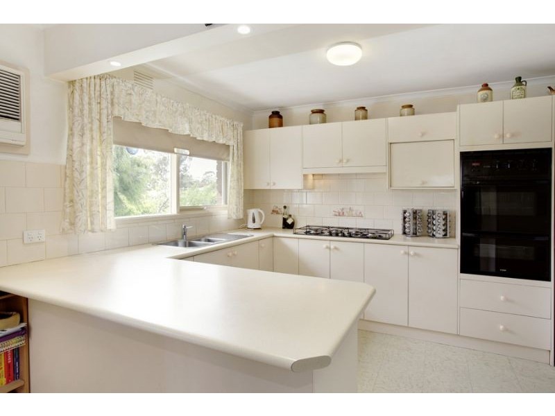 117 Strada Crescent, Wheelers Hill VIC 3150