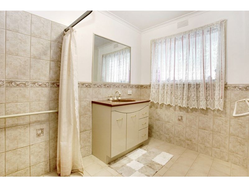 117 Strada Crescent, Wheelers Hill VIC 3150