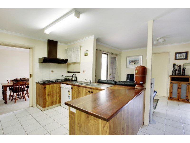6 Aboyne Close, Mulgrave VIC 3170