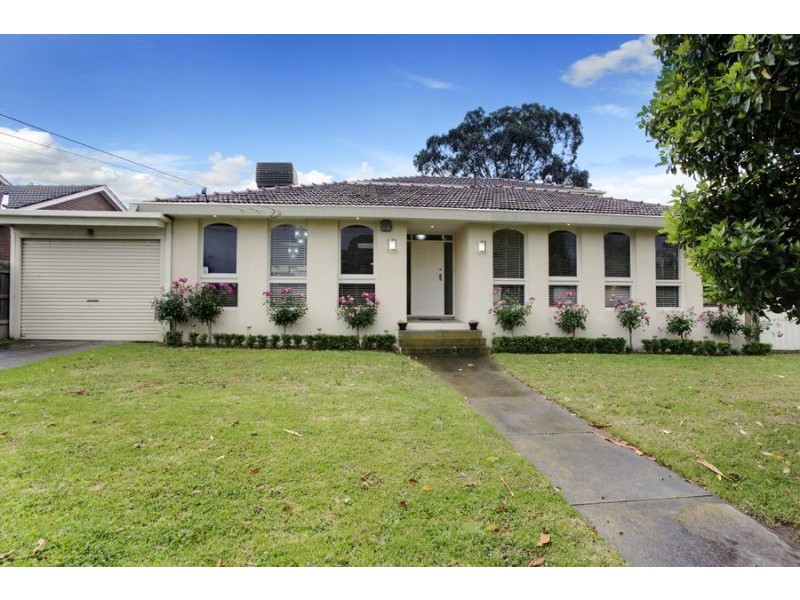 104 Strada Crescent, Wheelers Hill VIC 3150