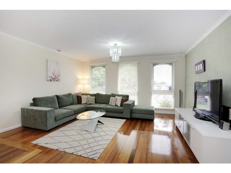 104 Strada Crescent, Wheelers Hill VIC 3150