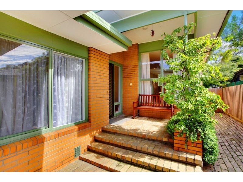 1 Agnes Court, Glen Waverley VIC 3150