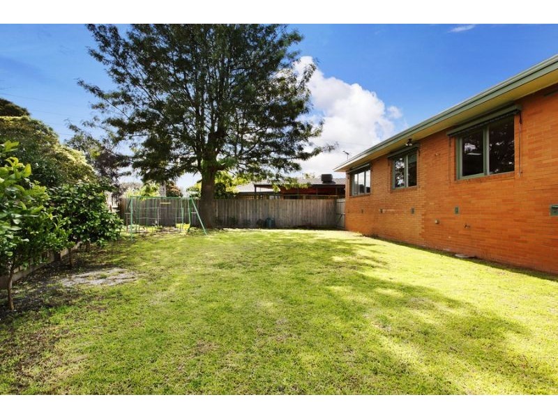 1 Agnes Court, Glen Waverley VIC 3150