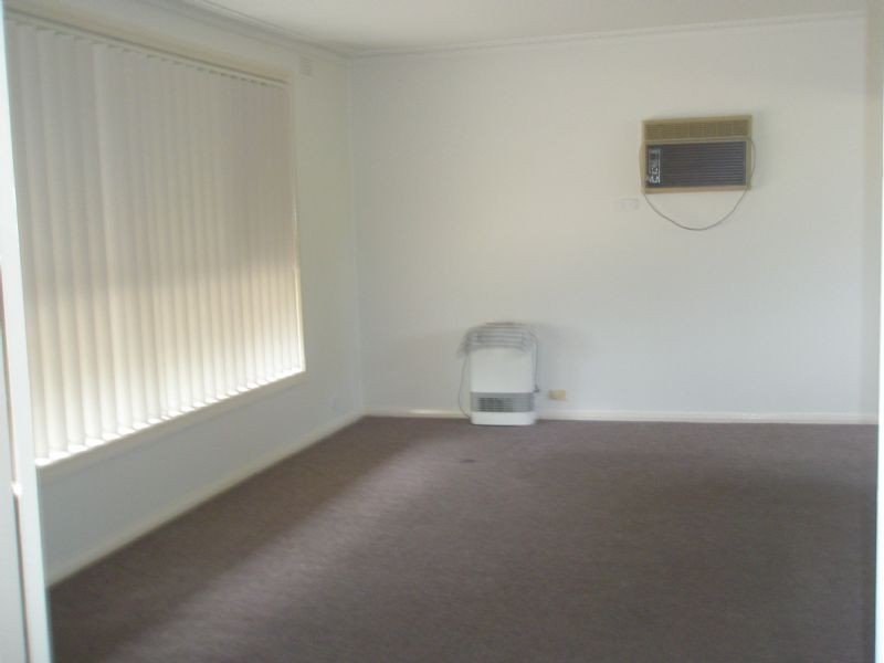 68 Watsons Road, Glen Waverley VIC 3150