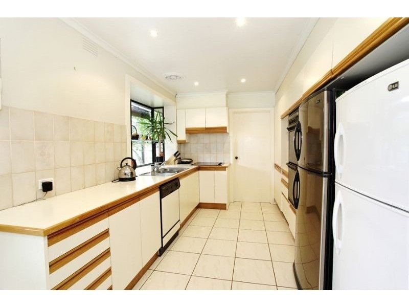 4 Deborah Court, Mount Waverley VIC 3149