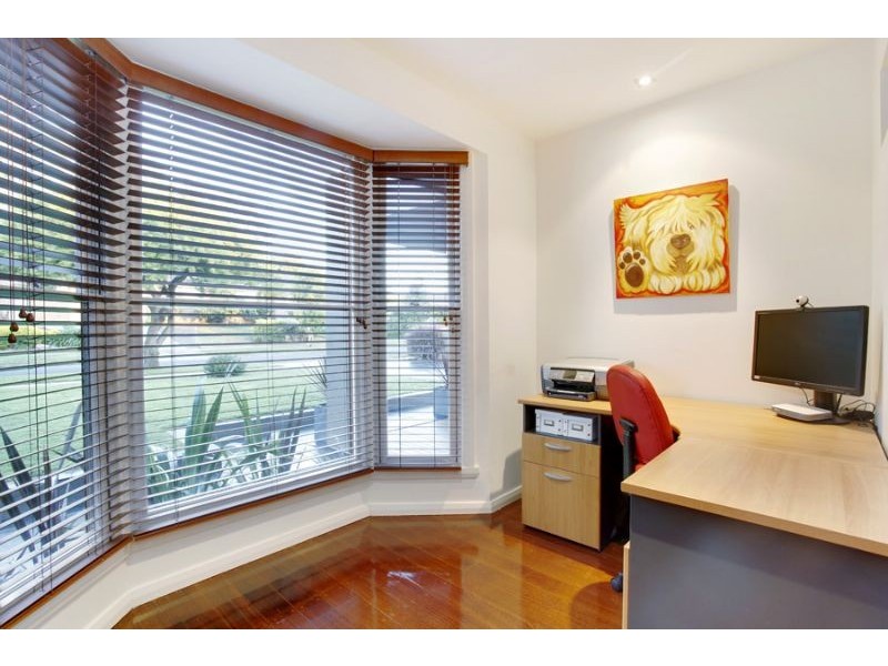 55 Rivett Crescent, Mulgrave VIC 3170