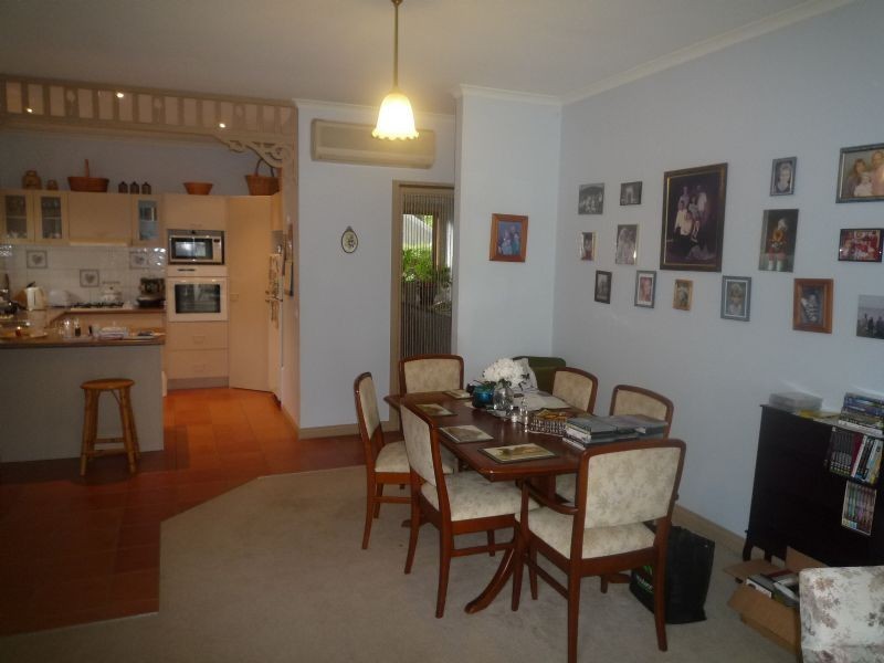 8A Jubilee Street, Mount Waverley VIC 3149