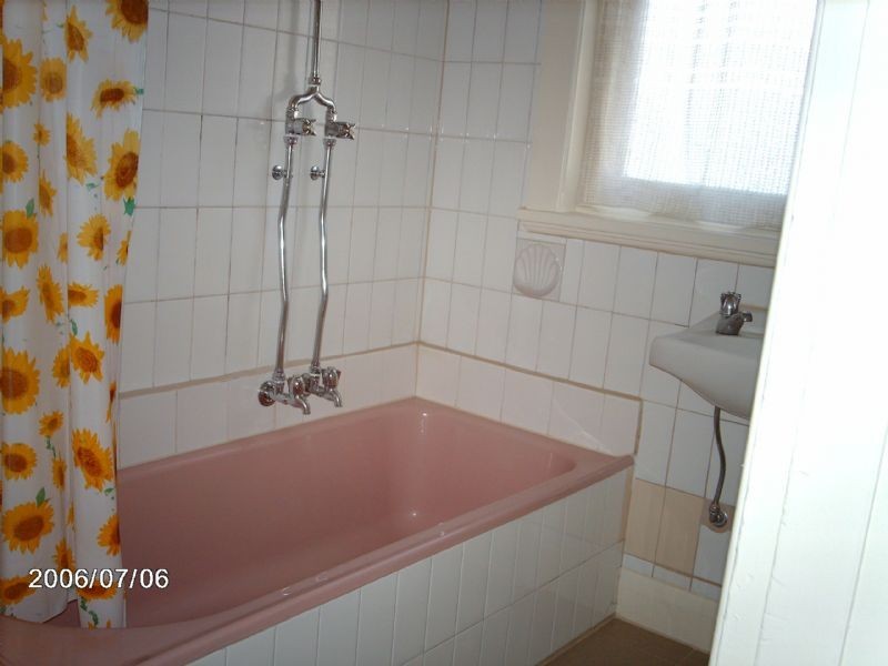 84 Parer Street, Burwood VIC 3125