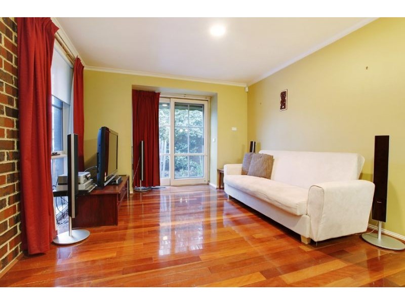 2/94 Blackburn Road, Glen Waverley VIC 3150