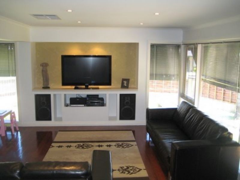 2 Romilly Crescent, Mulgrave VIC 3170