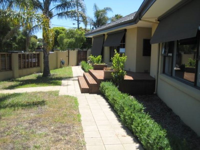 2 Romilly Crescent, Mulgrave VIC 3170