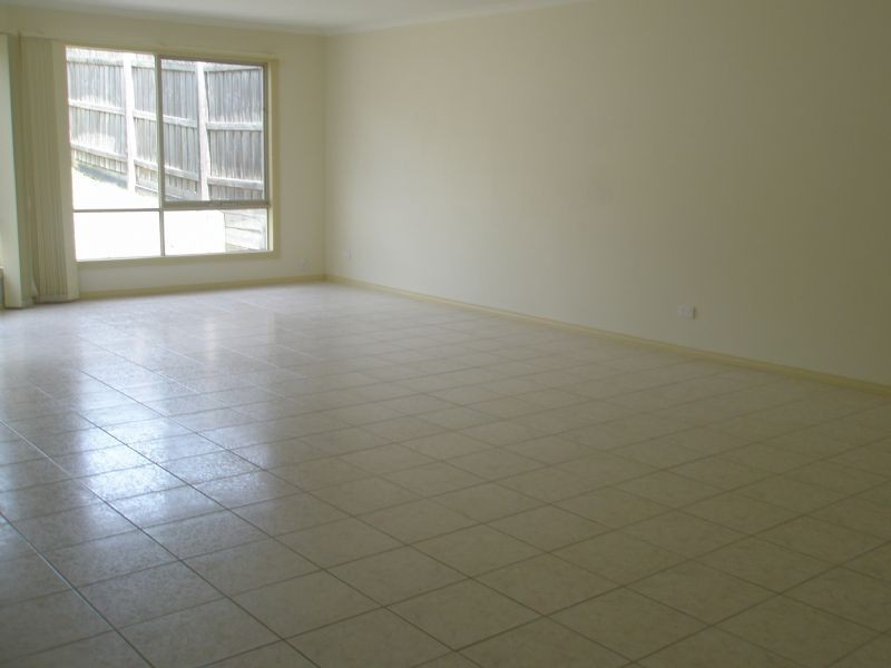 6 Callaghan Road, Glen Waverley VIC 3150