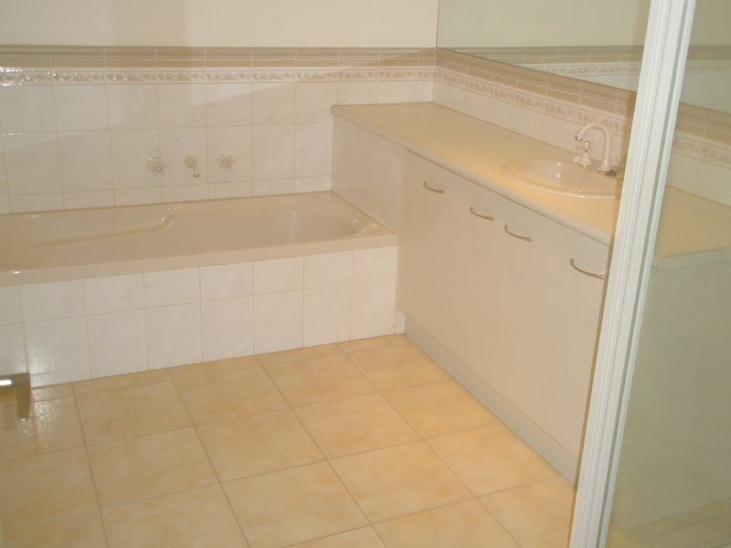 6 Callaghan Road, Glen Waverley VIC 3150