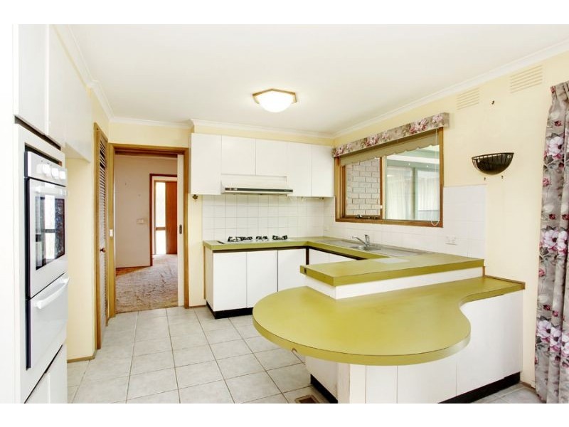 29 Raphael Drive, Wheelers Hill VIC 3150
