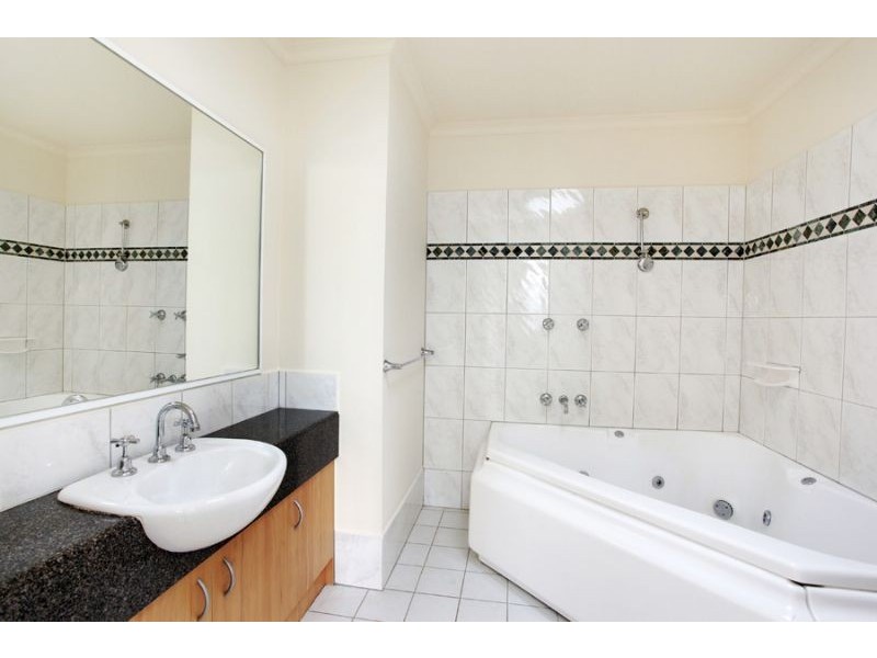 5/328 Blackburn Road, Glen Waverley VIC 3150