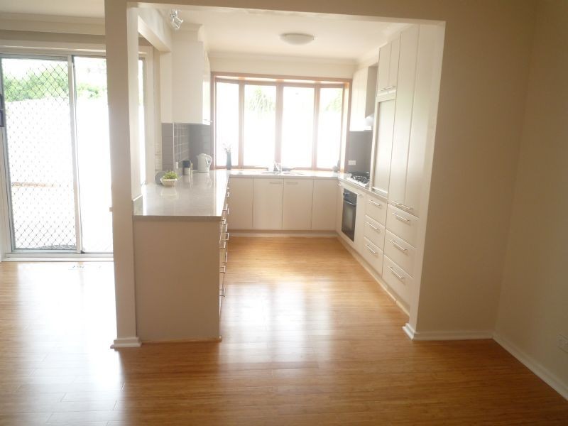 18 Wellesley Road, Glen Waverley VIC 3150