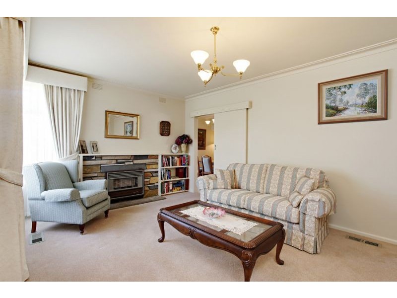 92 Whites lane, Glen Waverley VIC 3150