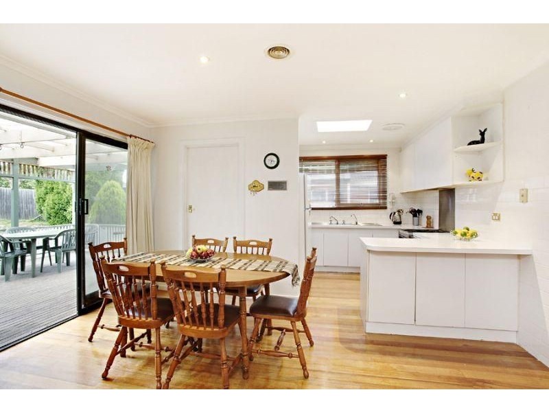 156 Haverbrack Drive, Mulgrave VIC 3170
