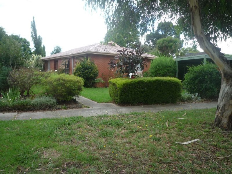 11 Barron Court, Dandenong North VIC 3175