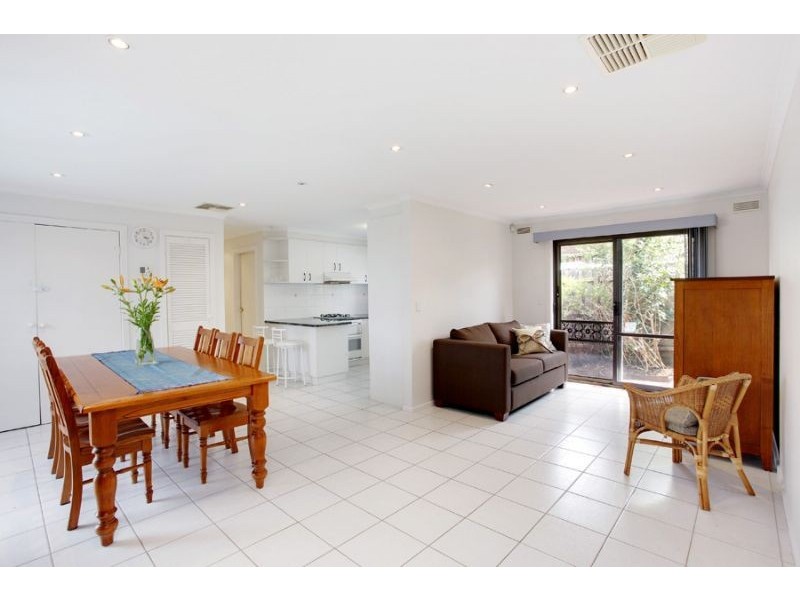 15 Mardene Court, Mulgrave VIC 3170