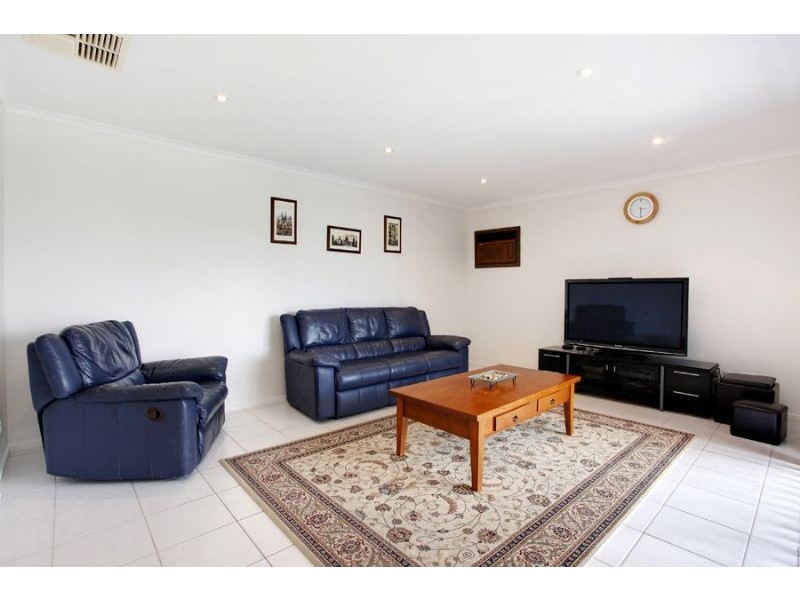 15 Mardene Court, Mulgrave VIC 3170