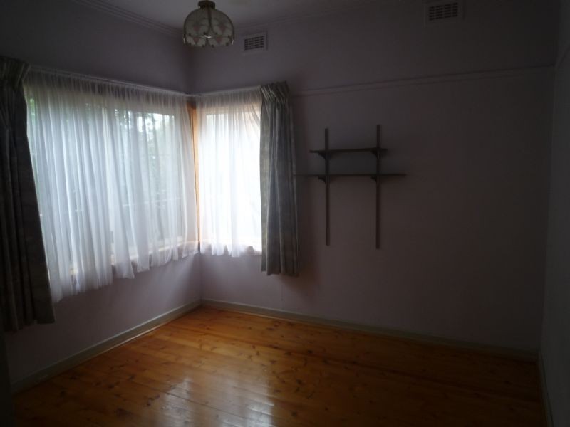 18 Kemp Avenue, Mount Waverley VIC 3149