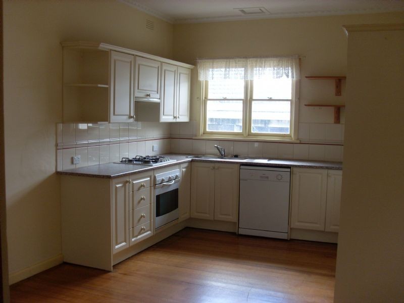 2/251 Gallaghers Road, Glen Waverley VIC 3150