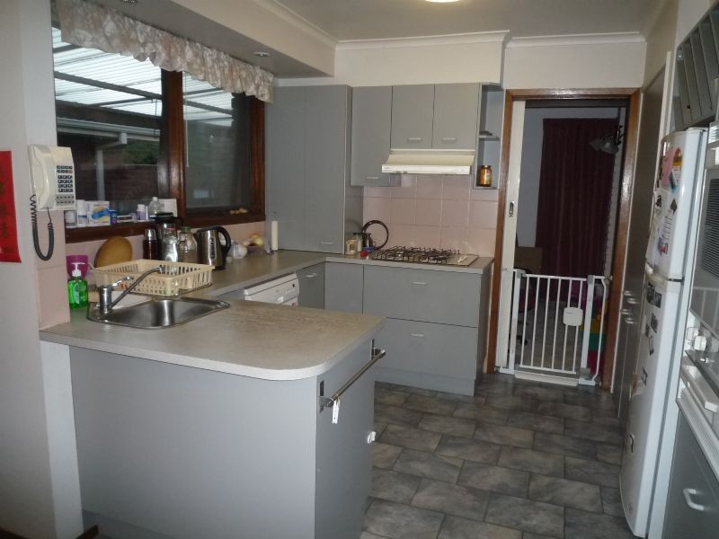 32 Rosemary Street, Chadstone VIC 3148