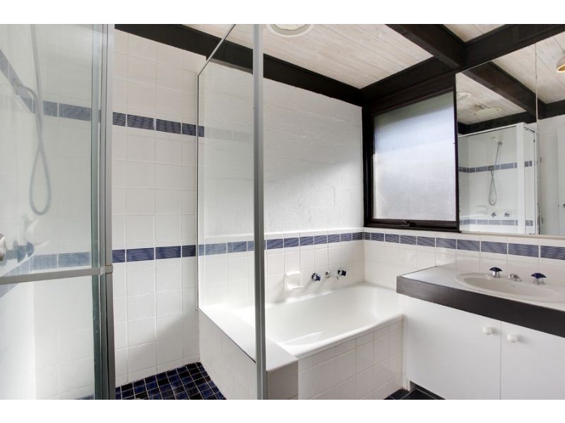 13 St Georges Court, Glen Waverley VIC 3150