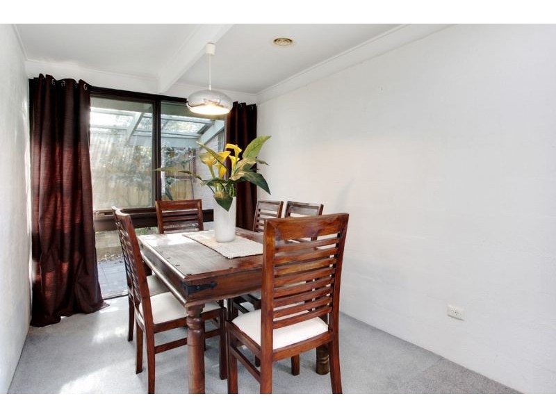 13 St Georges Court, Glen Waverley VIC 3150