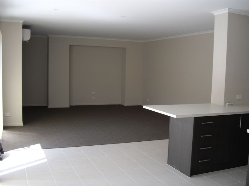 38 Steven Street, Dandenong VIC 3175