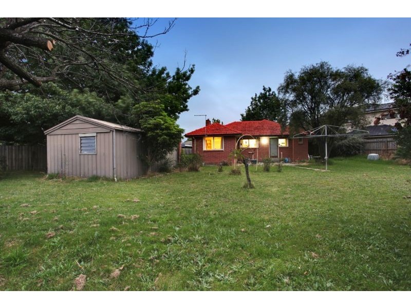 4 Sutton Court, Glen Waverley VIC 3150