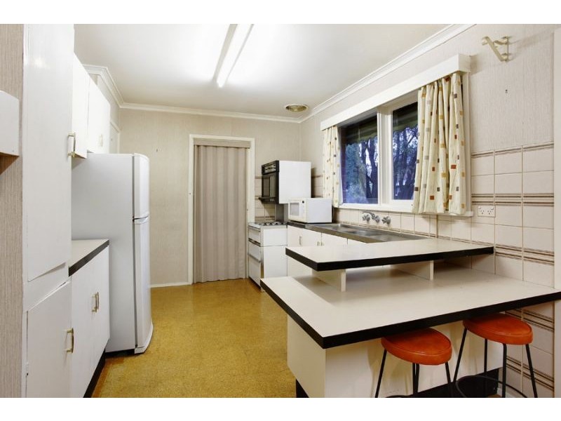 4 Sutton Court, Glen Waverley VIC 3150