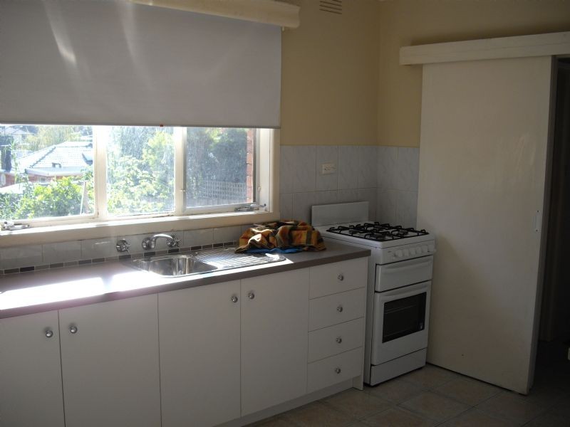 27 Talbot Road, Mount Waverley VIC 3149
