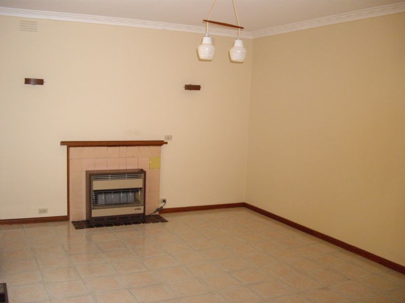 27 Talbot Road, Mount Waverley VIC 3149