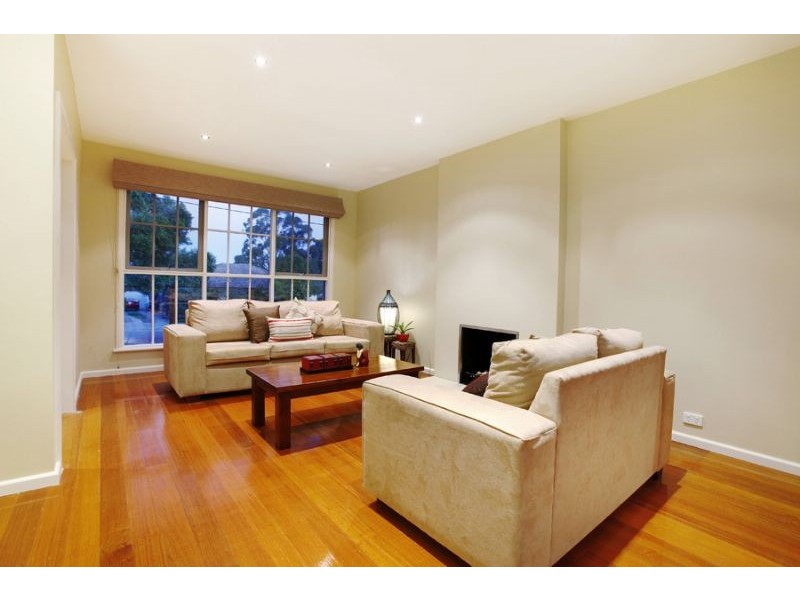 27 Withers Avenue, Mulgrave VIC 3170